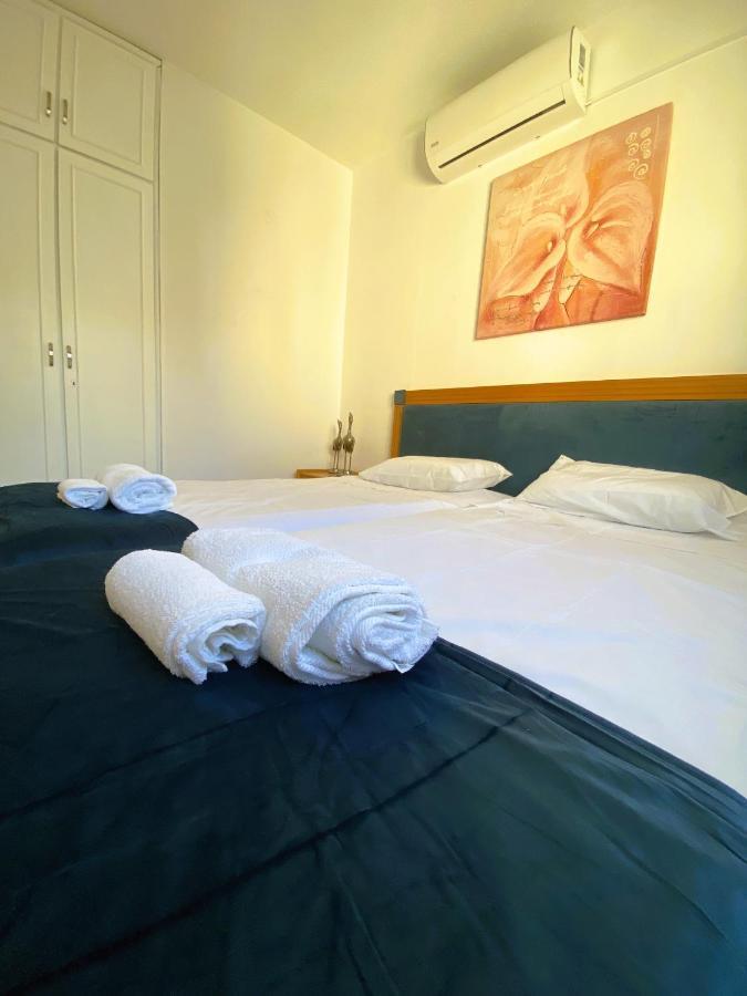 Penny'S Kato Paphos Apartment Eksteriør bilde